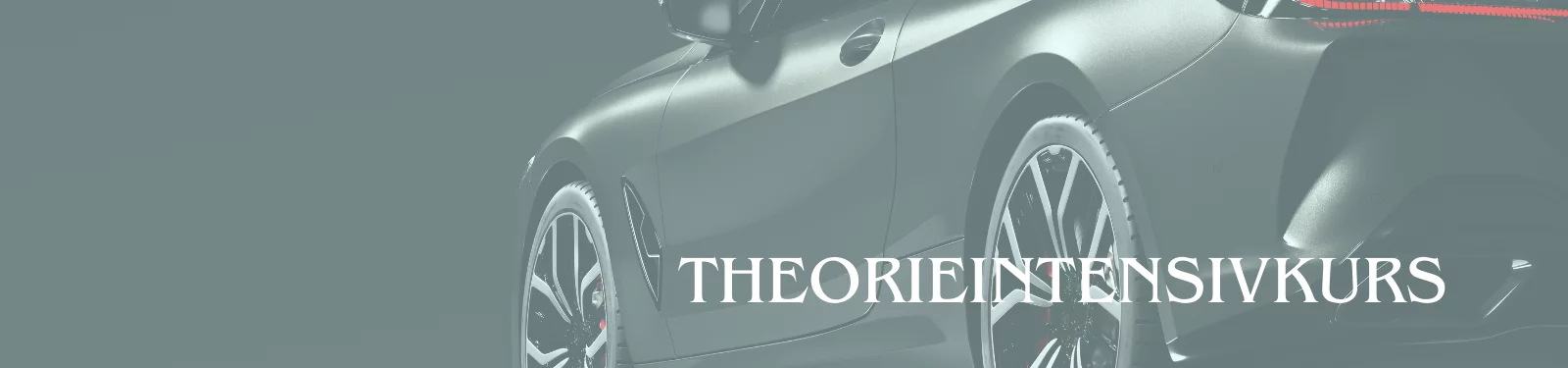 Banner mit stilisiertem Auto im Hintergrund und dem Schriftzug ‚Theorieintensivkurs